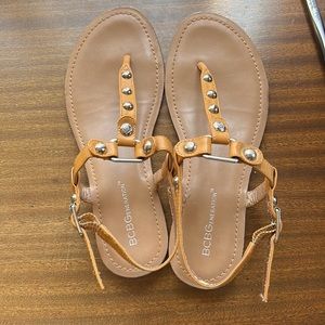BCBG Generation Tan Leather/Silver Grommet Sandals - 5.5 - excellent condition